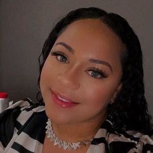 Meet your Posher, Markesha